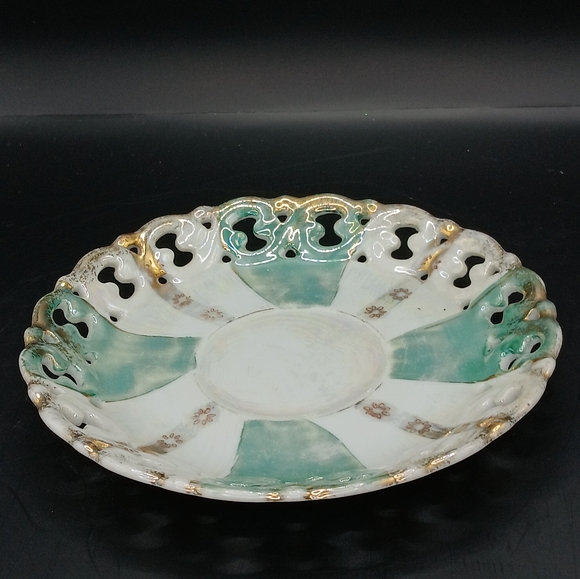 beautifull and Rare Vintage Fine Porcelain Saucer Normal Age Wear As Found - Picture 5 of 5